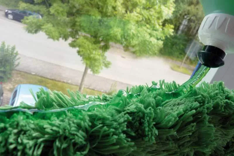 UNGER FG050 Gel Fensterreinigungs-Seife zum direkten Auftragen auf den Einwascher, 500 ml Flasche – Bild 2