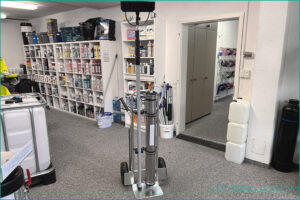 Cleaning Tools 94 Mobiles Reinwasser-Gerät mit 8 Liter Mischbettharz