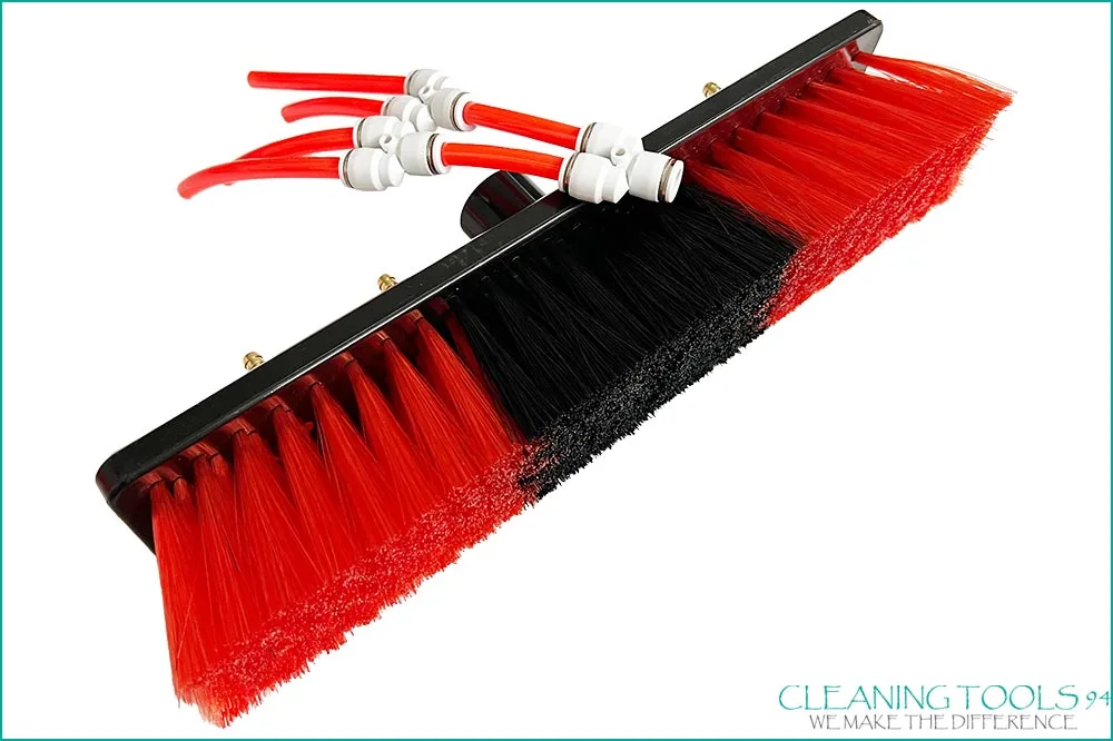 Cleaning Tools 94 SHC-Reinigungsbürste zu wasserführende Teleskopstange, schwarz-rot, 35 cm Cleaning Tools 94 SHC-Reinigungsbürste zu wasserführende Teleskopstange, schwarz-rot, 35 cm