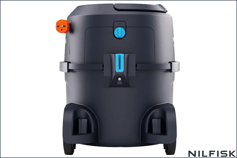 NILFISK 107421173 Trockensauger VP400 HEPA XTCP CH, 700 Watt, Kabelaufrollsystem 15 Meter