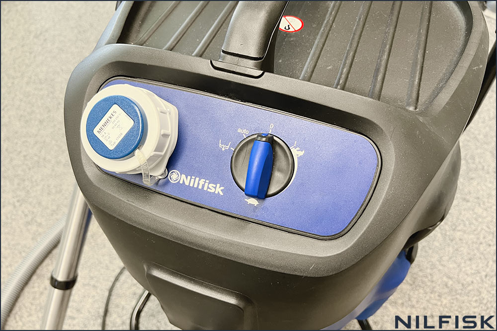 NILFISK 302001527 Nass-/Trockensauger - Feuerwehrsauger ATTIX 751-61 CH