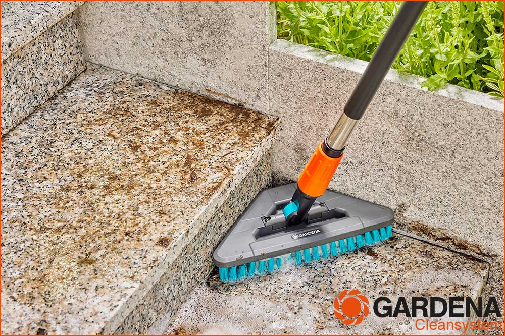 GARDENA 18814-20 cleansystem Stielbürste hard flex für robuste Flächen GARDENA 18814-20 cleansystem Stielbürste hard flex für robuste Flächen – Bild 3