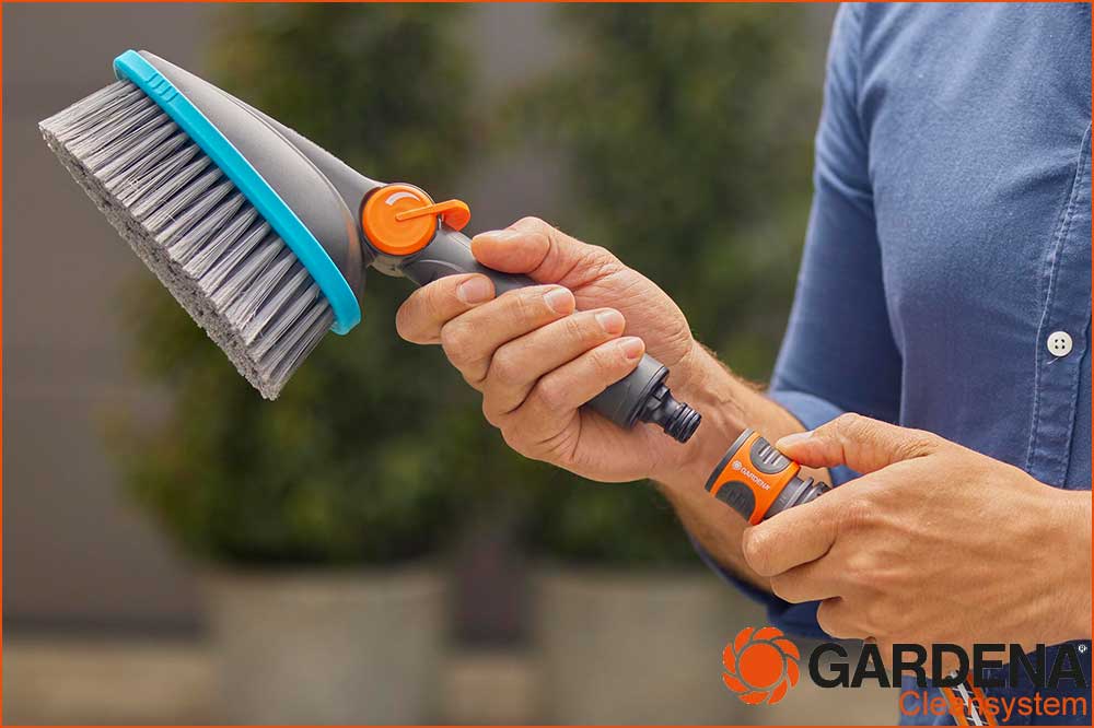 GARDENA 18842-20 cleansystem Handbürste M soft flex, mit Schlauchanschluss GARDENA 18842-20 cleansystem Handbürste M soft flex, mit Schlauchanschluss – Bild 4