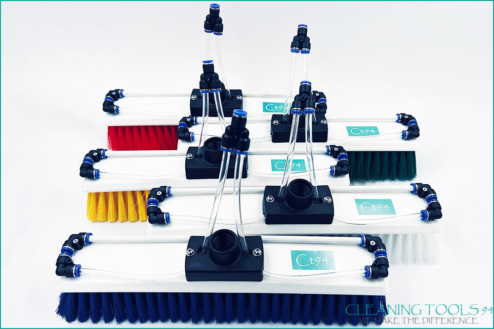 Ihr Schweizer Fachpartner für professionelles Reinigungsmaterial & Spezialreinigung Cleaning Tools 94 Reinigungsbürste 40 cm für wasserführende Teleskopstangen
